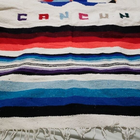 Vintage Mexican Cancun Woven Wooñ Blend Blanket - Picture 4 of 7